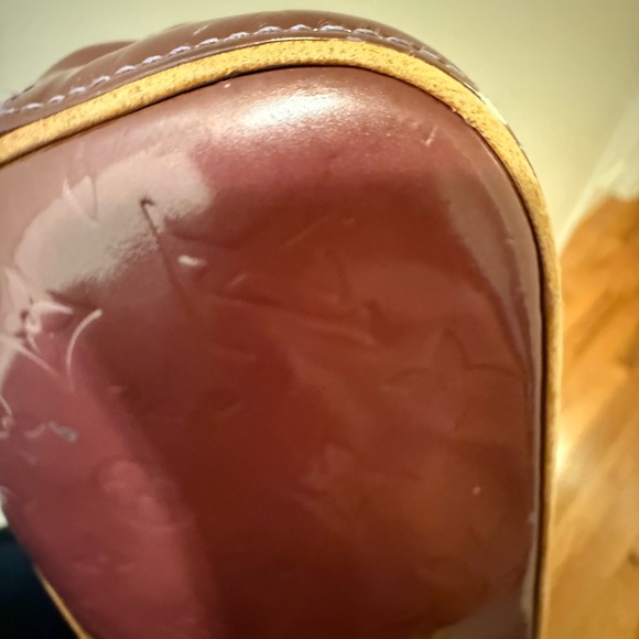 Louis Vuitton Monogram Vernis Bronze Bag. Comes with COA - Picture 6 of 16